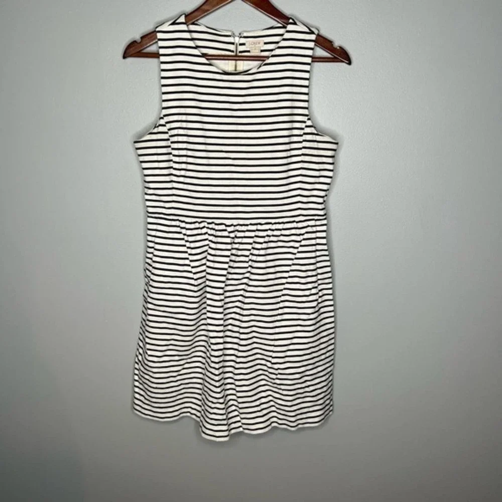 J. Crew crew size